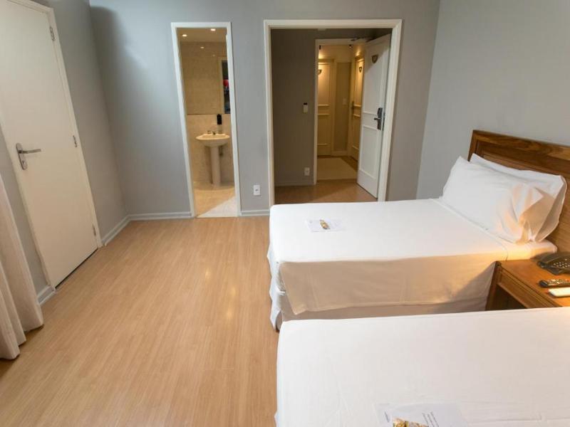 Regency Park Hotel Quarto Standard com 2 Camas de Solteiro